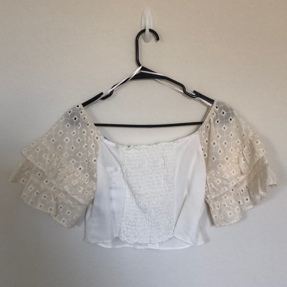 Cropped Eyelet Top - Picture 2 of 2